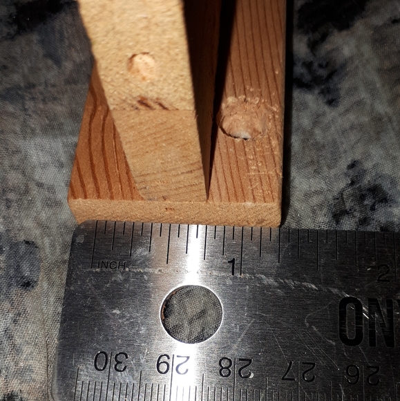 Pine brackets. - Picture 4 of 4